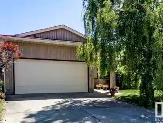 1907 111A Street, Edmonton, AB, T6J 5L9 house for sale List.