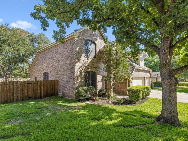 1908 Clearwater Dr