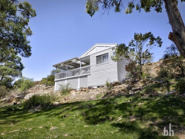 1908 East Front Road, Younghusband