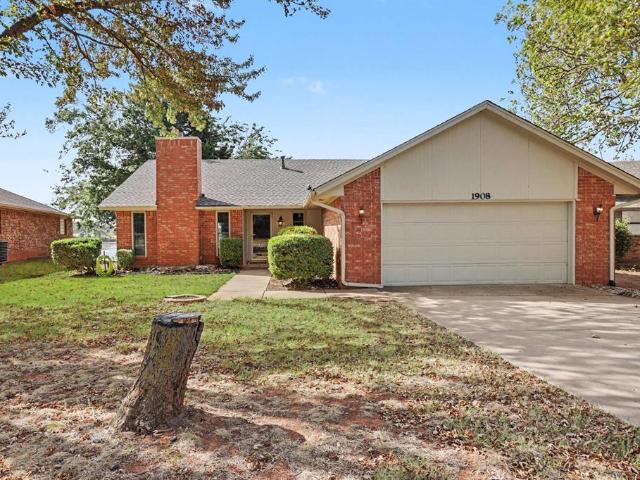 1908 Gray Fox Drive