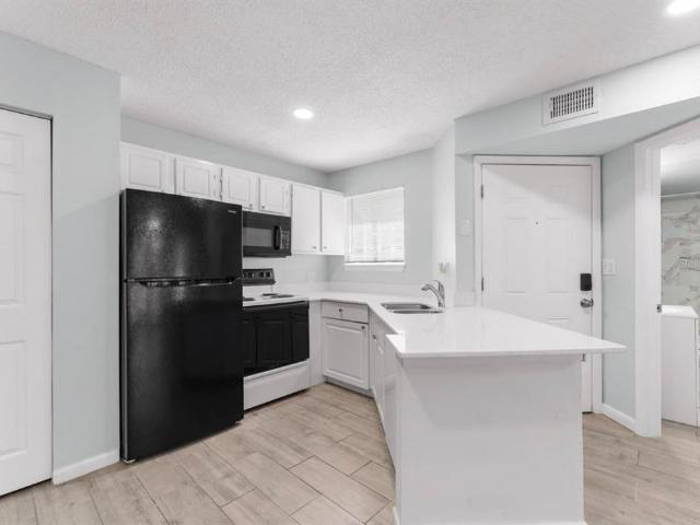 1908 Lake Atriums Cir, Unit 3, Orlando, FL 32839 | MLS #S5132