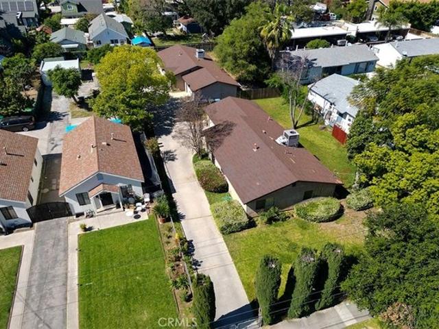 1909 N Summit Ave, Pasadena, CA 91103