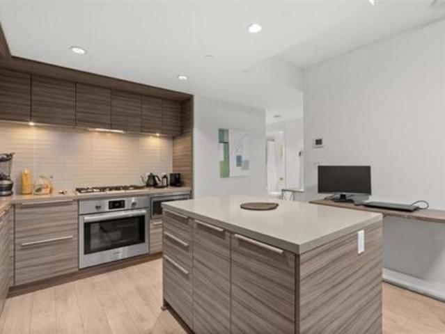 1909 1550 Fern Street