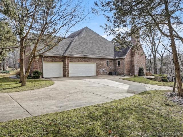 19000 E Knightsbridge Rd, Owasso, OK
