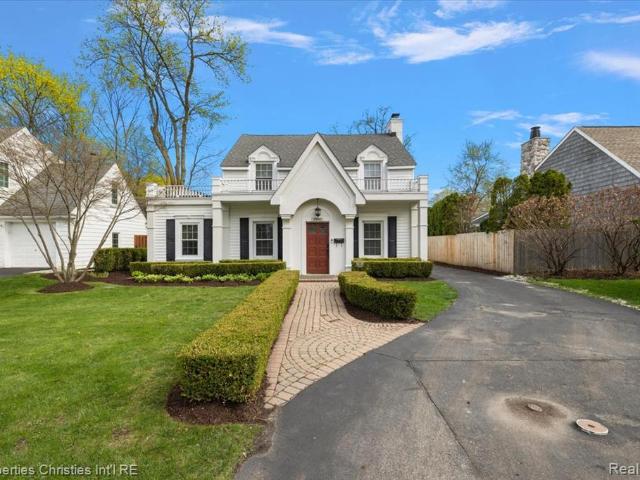 1900 Fairview Street