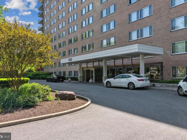 1900 Lyttonsville Rd, Unit 702, Silver Spring, MD 20910 | MLS #MDMC2215