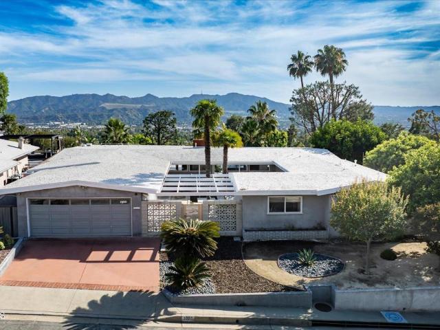 1900 Ransom Road