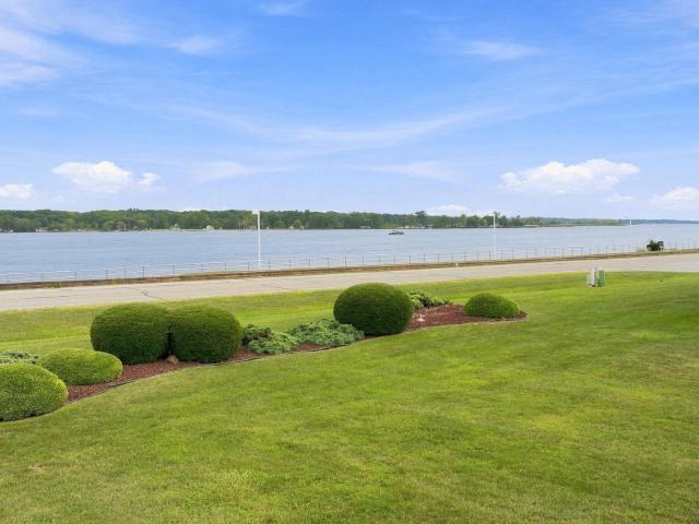 1900 River Road # H3