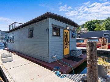 1900 Westlake Avenue N # B7