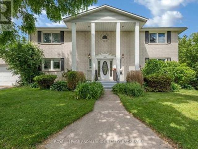 1901 Sydenham Road, Kingston City North Of 401, ON, K7L 4V4 house for sale | Listing ID X13844 | Royal LePage