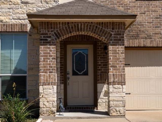1902 Coy Drive