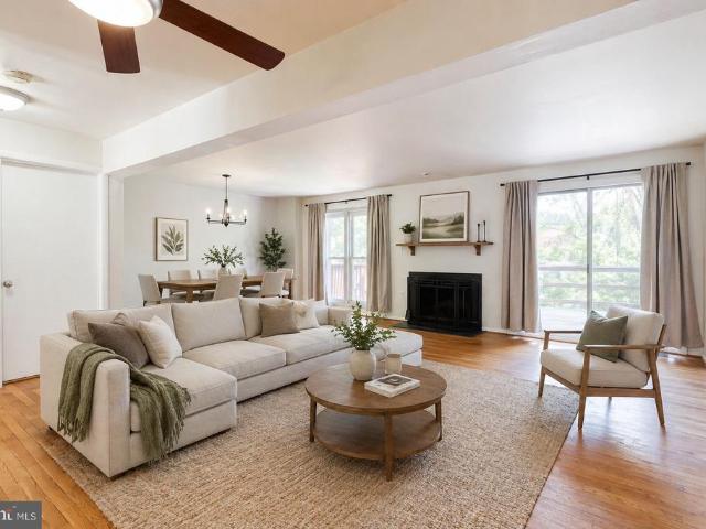 1902 Greenhaven Drive