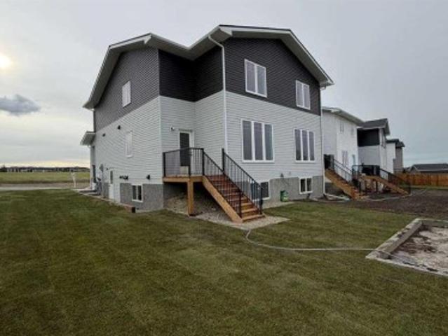 1903 Mccaskill Drive, Crossfield, AB, T0M 0S0 house for sale | Listing ID A2351 | Royal LePage