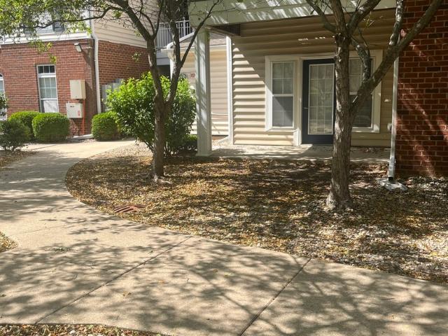 1903 N Lincoln Avenue # 102
