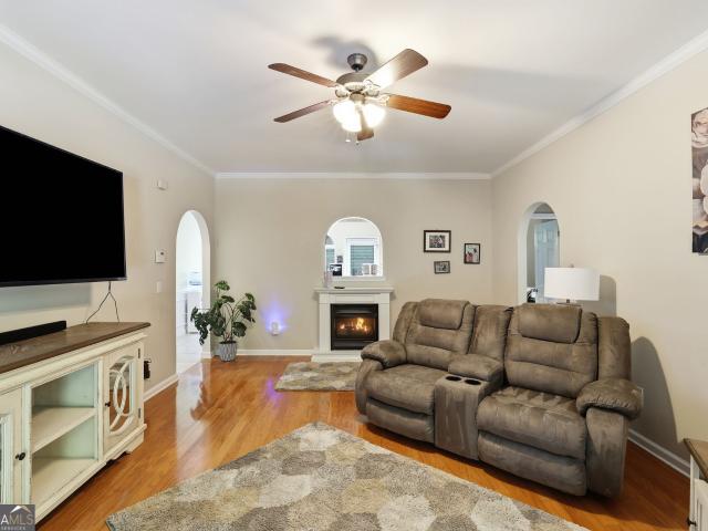 1903 N Summit Drive 77