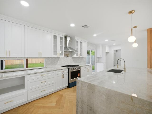 1903 Sedgie Drive