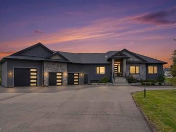190 50 Rge Rd 222, Rural Leduc County, AB, T0B 3M2 Luxury House for sale | Listing ID E4494 | Royal LePage Carriage Trade Luxury Properties