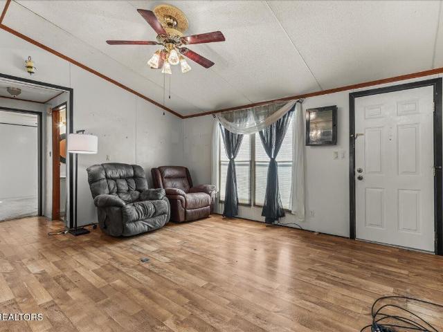190 County Road 897