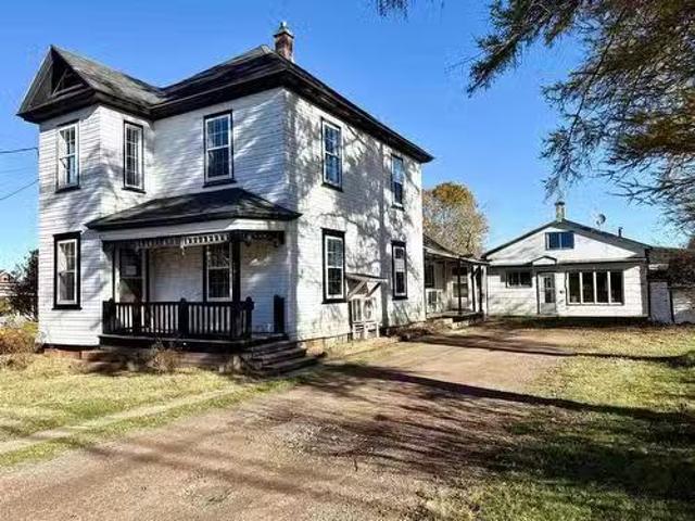 190 Church Street, Amherst, NS, B4H 3C6 house for sale List.