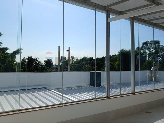 190 Área Útil Cobertura Alugar, 3 Dormitórios localizado em R. João Nunes Coelho, 180 Edifício Solar Di Viena Mata da Praia, Vitória, Espírito Santo, 29065 490 | Brasil