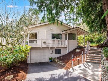 190 Bluffs Drive # 1