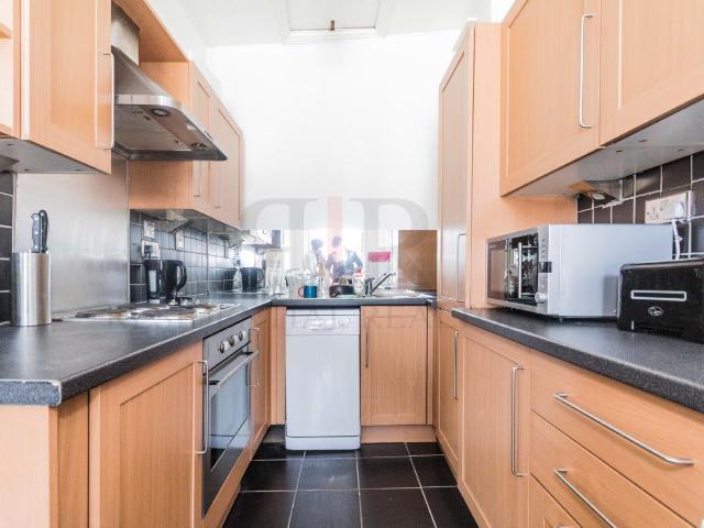 190 Earls Court Road, London, SW5