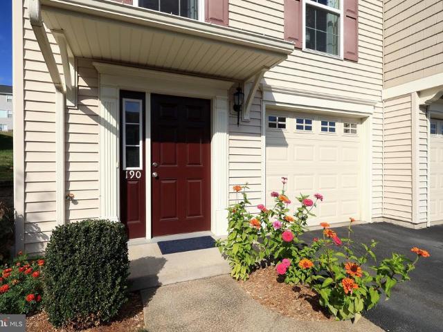 190 Kestrel Lane