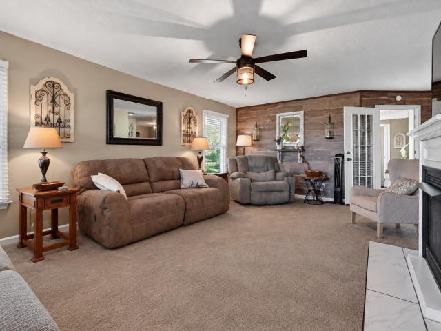 190 Hooper Rd