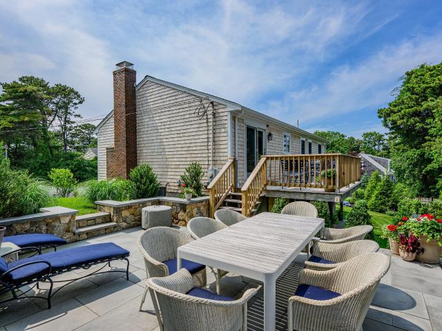 190 Heritage Lane