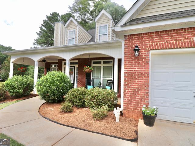 190 Roundtree Way