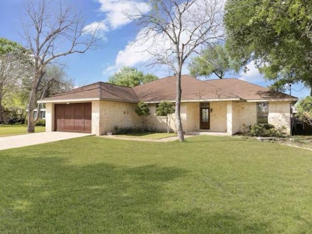 190 River Haven Rd, McQueeney, TX 78123
