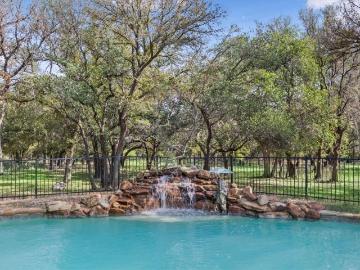 190 Winding Trail, Crawford, TX 76638 | MLS #228966