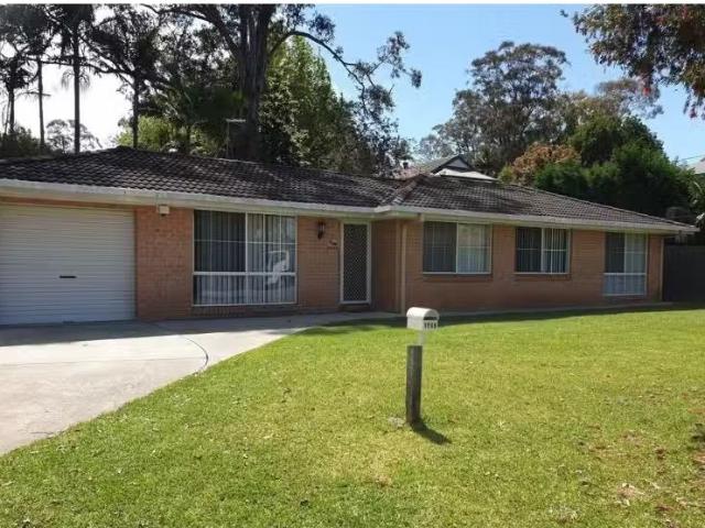 190B Murray Farm Road, Beecroft House for rent Listed by Sylv.