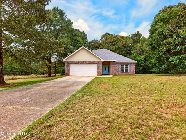 1914 Woodland Drive