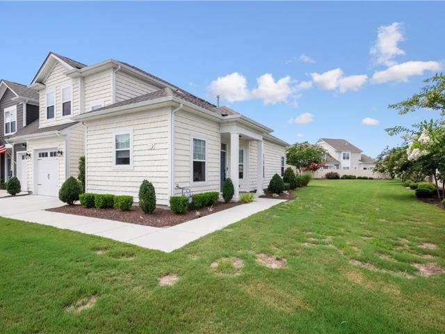 1915 Canning PL