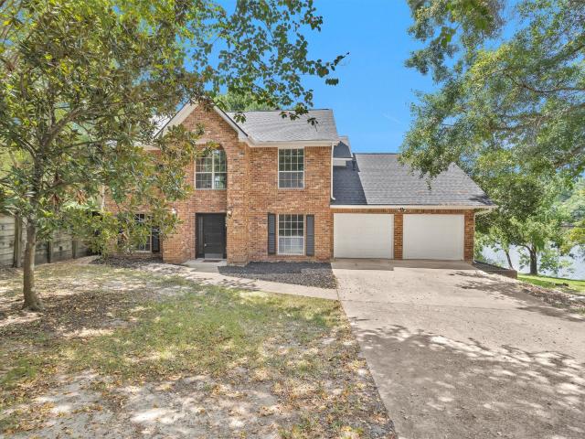 1915 E Lake Drive