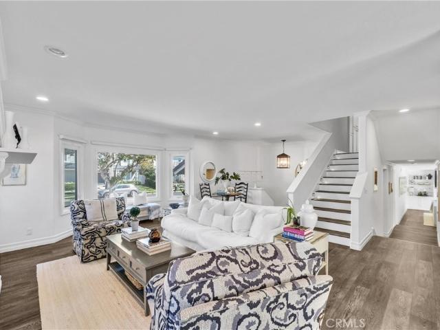 1915 Leeward Ln, Newport Beach, CA 92660 | MLS #OC26080