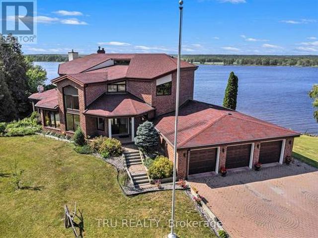 1915 Regional Road 174 Road, Ottawa, ON, K4C 1H5 house for sale | Listing ID X12945 | Royal LePage