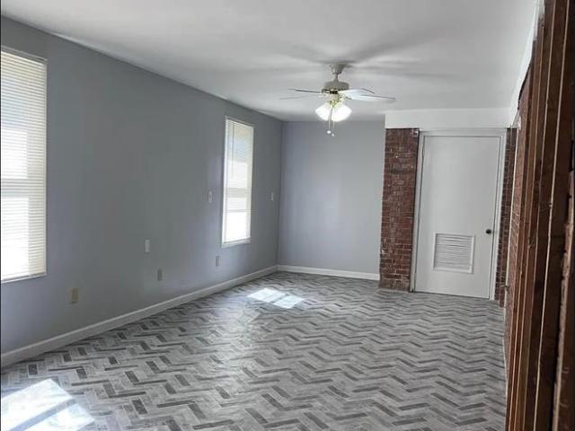 1916 Patterson Circle