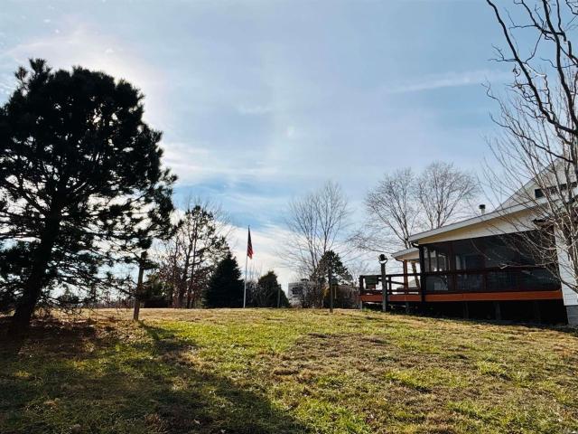 1918 Ridge Rd, Mountain View, AR