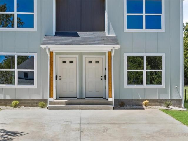 1919 Burnett Avenue # A&B