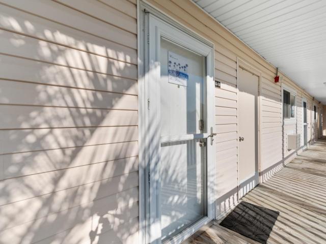 1919 Spring St. A14