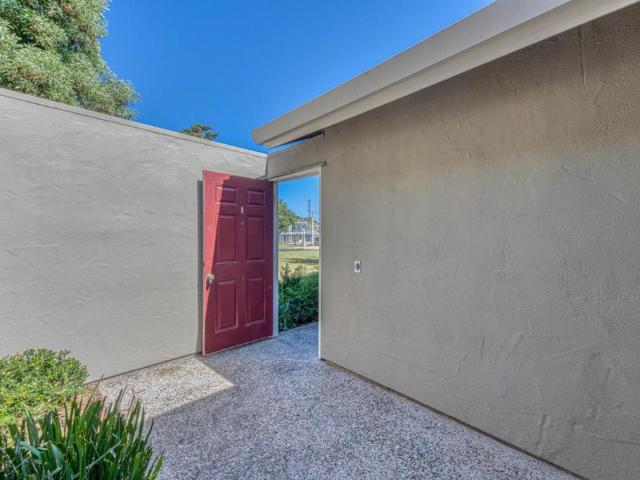 19100 Creekside Place