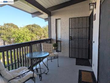 19100 Crest Ave, Unit 24, Castro Valley, CA 94546 | MLS #41129