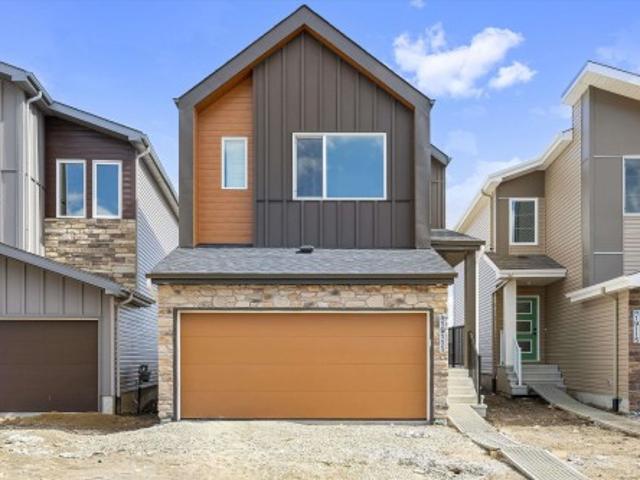 1911 Avenue Nw, Edmonton, AB, T6M 3E8 house for sale | Listing ID E4509 | Royal LePage