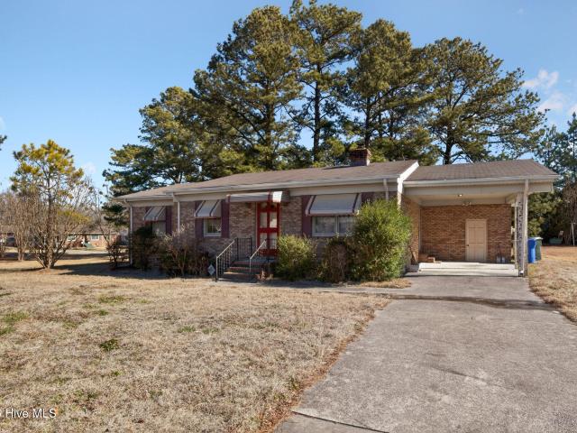 1911 Lenoir Drive E