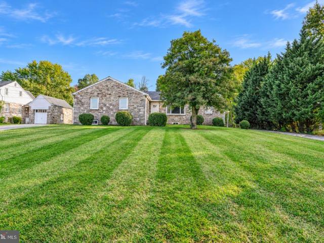 1911 Rolling Glen Road