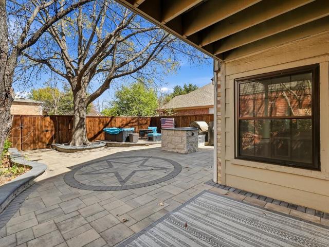 1913 Maplewood Trail