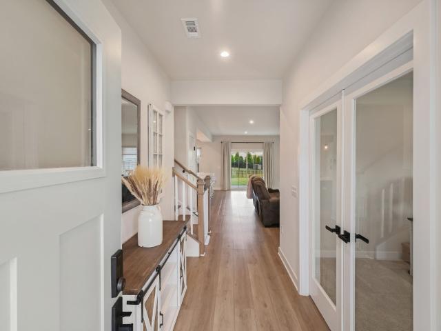 1913 Oak Dr