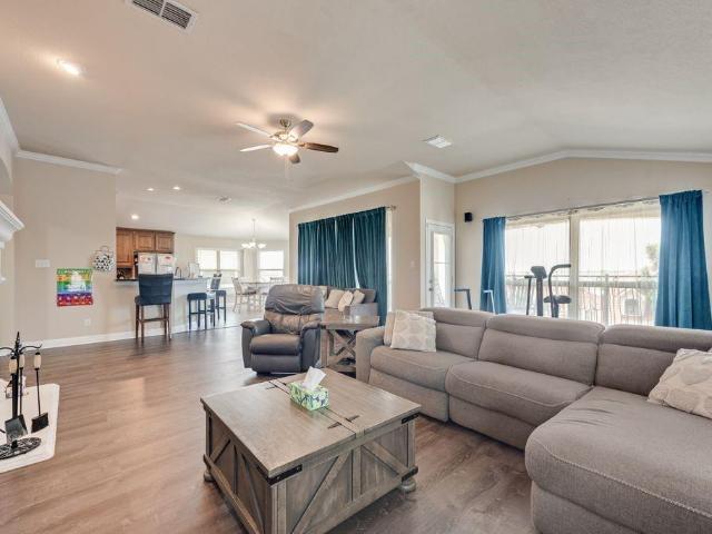 1913 Huron Drive
